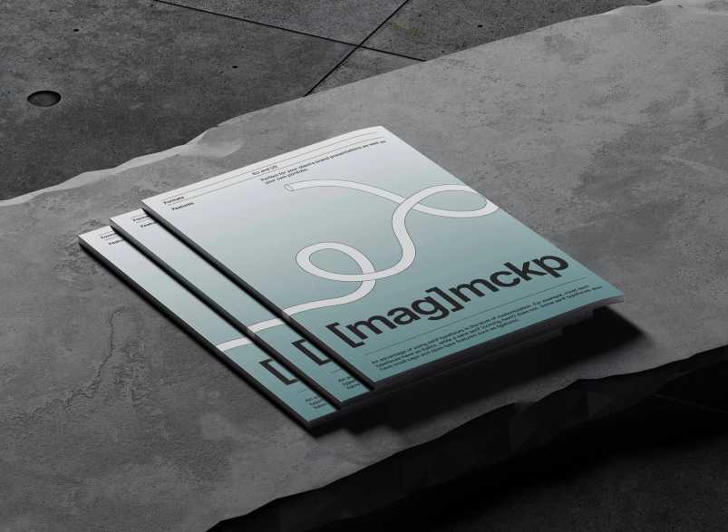Free 3 Magazines Mockup